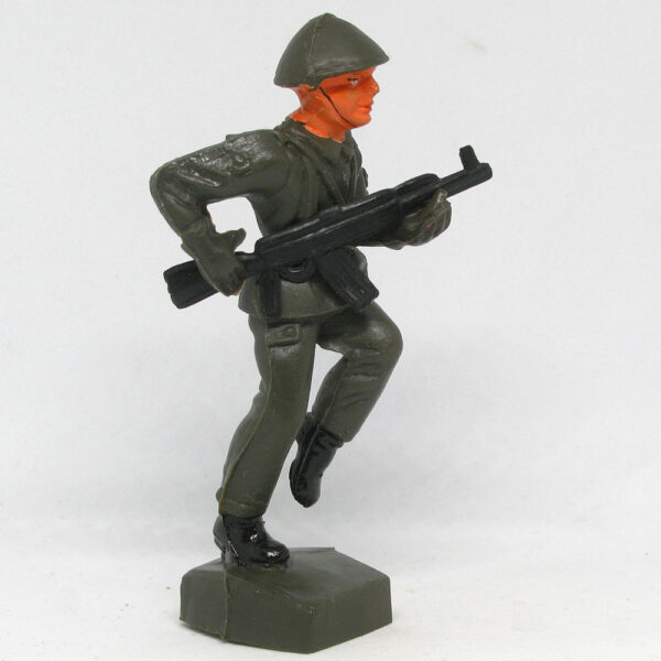 S24 Soldat 1, laufend