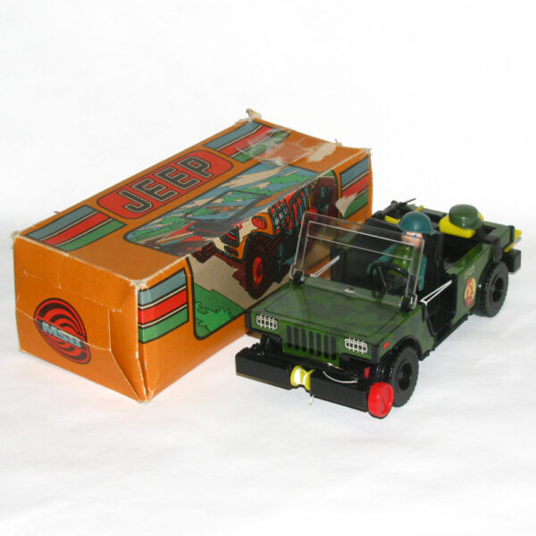 E0009 JEEP "NVA" tarnfarben (2farbig) 2.Ausf. mit OVP