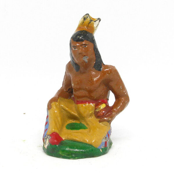 LI H44-04 Indianer sitzend mit Freidenspfeife